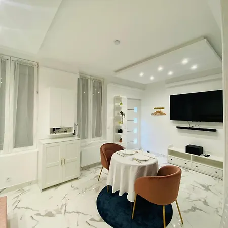 Lotus - Equipe, Balneo, Wi-fi, Hypercentre Saint-Quentin (Aisne)