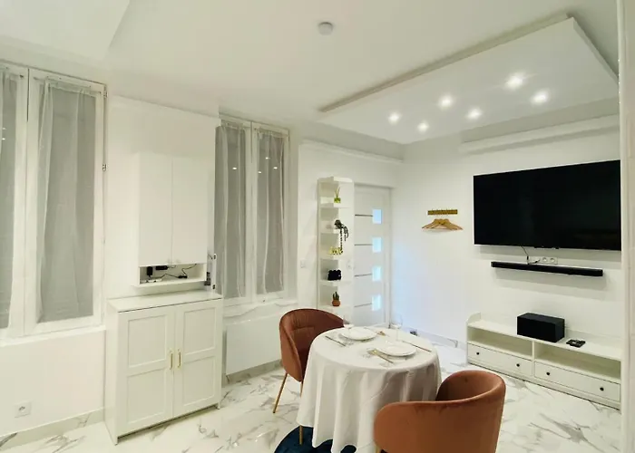 Lotus - équipé, Balnéo, Wi-fi, Hypercentre Saint-Quentin (Aisne)